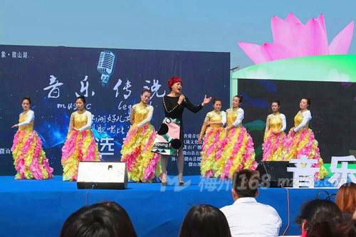李玉啸阳